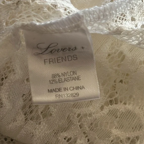 Lovers + Friends White Sheer Lace Long Sleeve Blouse🤍🤍🤍 - Picture 9 of 9